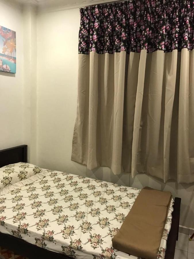 Homestay Dayani Musleem 포트딕슨 외부 사진